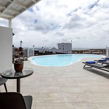 Ocean Views And Relax In Lanzarote Villa *