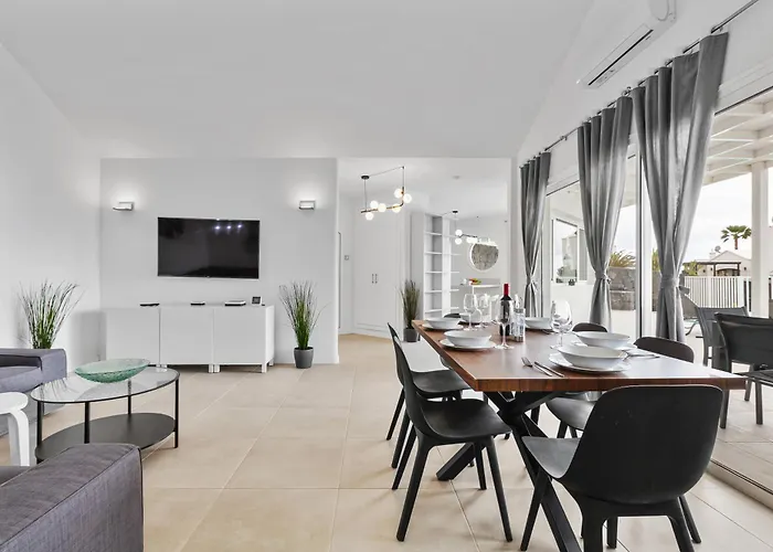 Villa Ocean Views And Relax In Lanzarote Playa Blanca (Lanzarote)