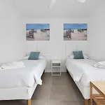 Ocean Views And Relax In Lanzarote וילה
